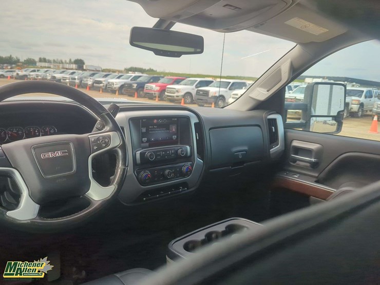 2015-gmc-sierra-3500hd-image-9