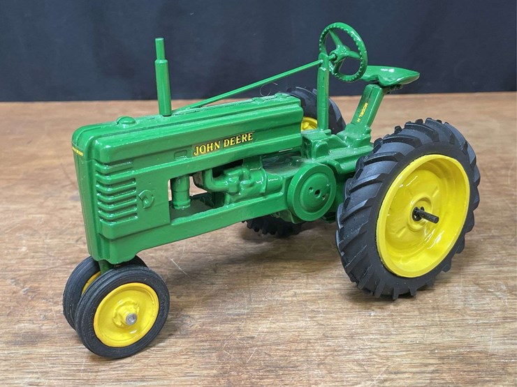 1/16-john-deere-h-1988-back-east-nib-nb&k-image-3