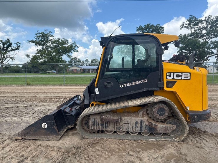 jcb-3ts-8t-image-1