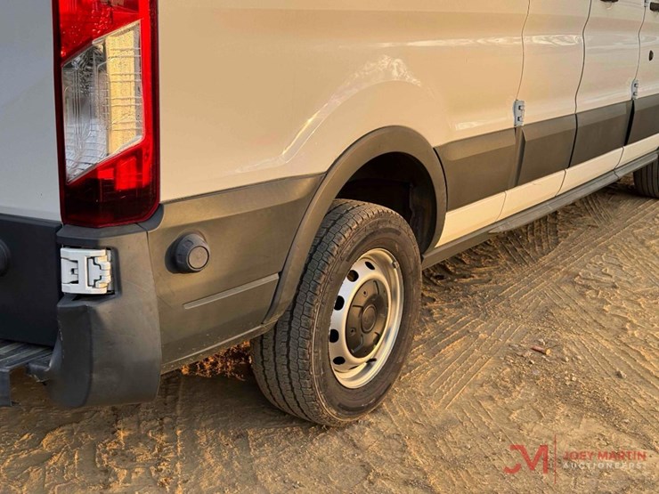2015-ford-f250-image-19