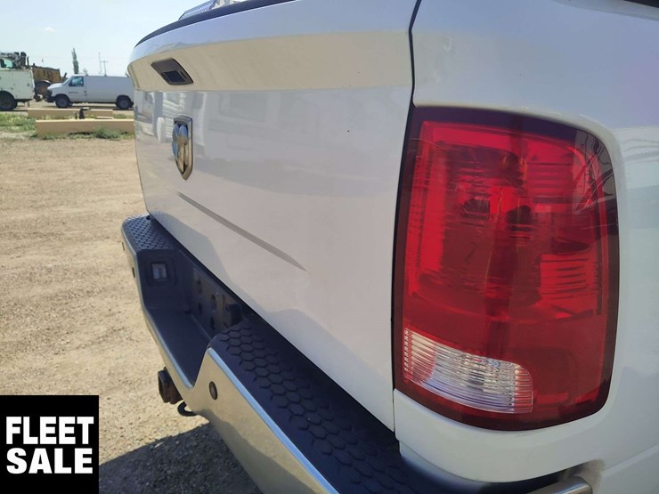 2014-ram-2500-slt-image-30