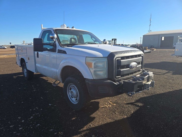 2011-ford-f350-image-3