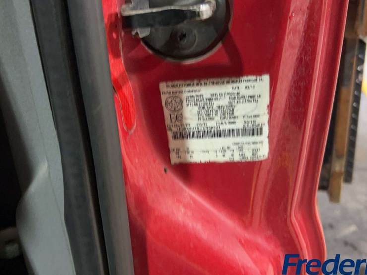 2012-ford-f550-image-16