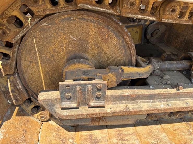 2006-caterpillar-d5g-lgp-image-12