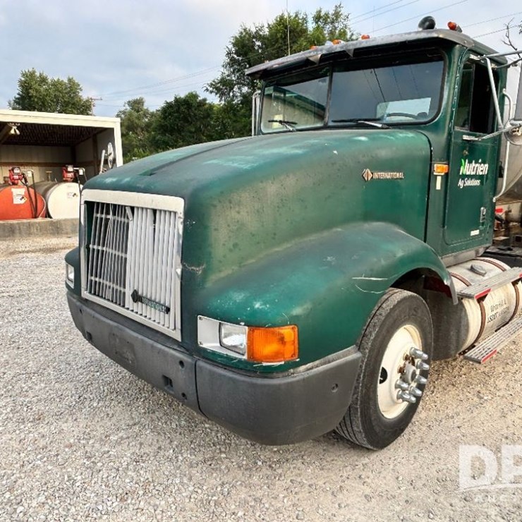 1994 INTERNATIONAL 9400