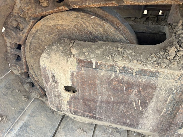 2013-komatsu-pc490-lc-10-image-25
