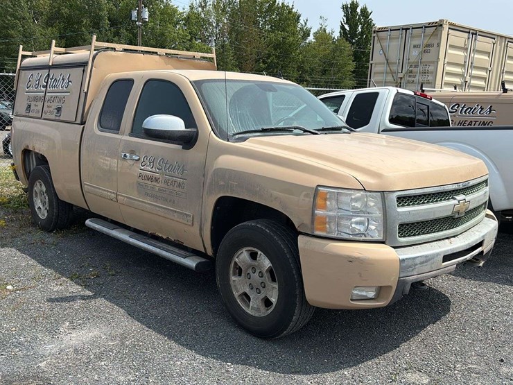2011-chevrolet-silverado-1500-image-6