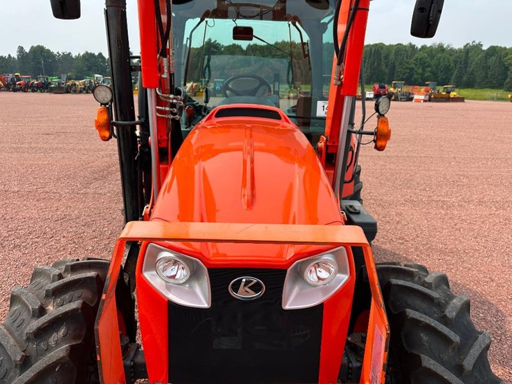 2015-kubota-m110gx-image-42