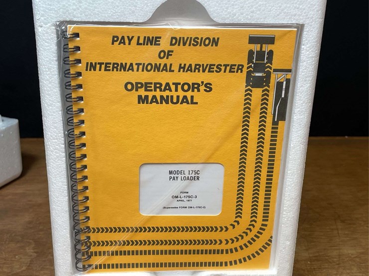1/25-ih-175-crawler-dozer-nib-1st-gear-image-8