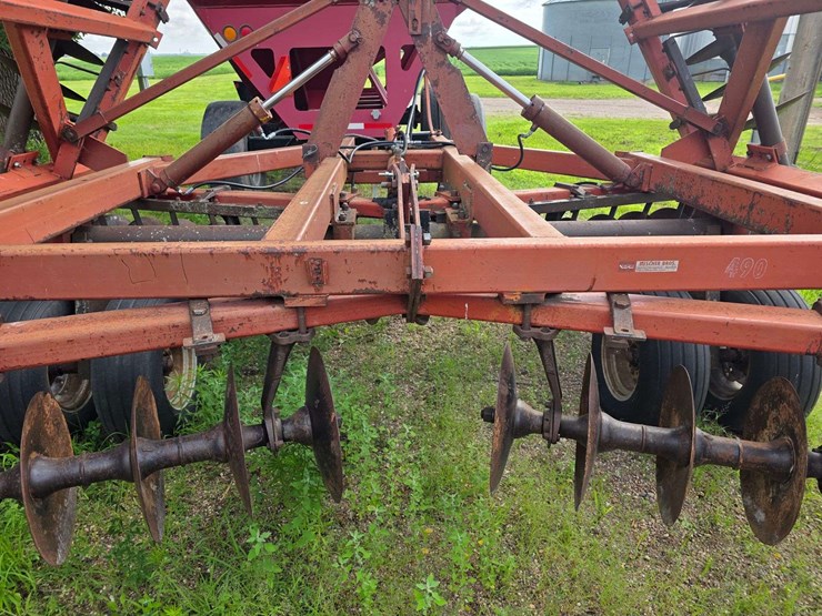 ih-490-disk,-20’,-hydraulic-fold-wings,-9.5-14-tires,-disk-scrapers,-sn:-033395-image-15