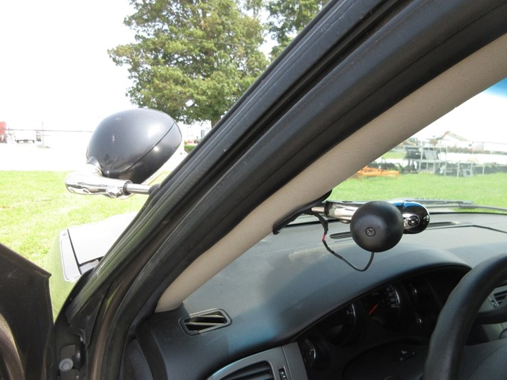 2012-chevy-tahoe-image-15
