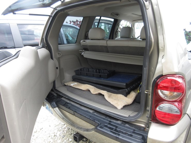 2007-jeep-liberty-image-9