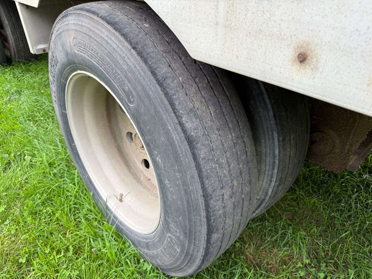 1999-wilson-hog-trailer-image-24