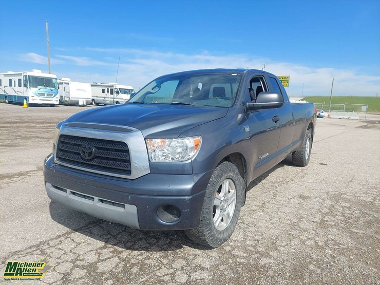 2007-toyota-tundra-image-1