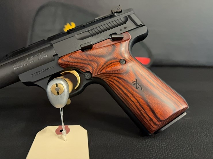 browning-buck-mark-pistol-image-9
