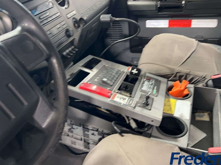 2012-ford-f550-image-35