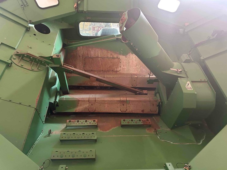 2011-john-deere-9770-sts-image-24