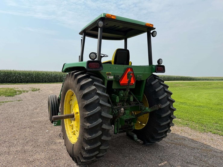 1977-john-deere-4230-image-5