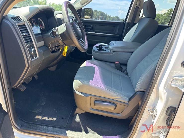 2019-dodge-ram-1500-image-21
