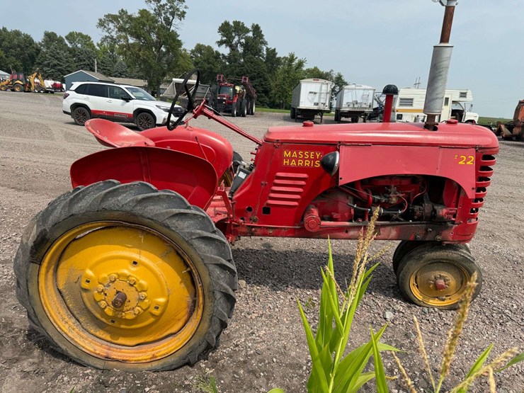 massey-ferguson-22-image-8