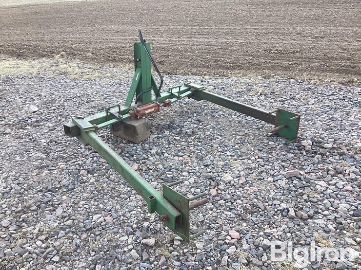 3-pt-round-bale-unroller-image-7