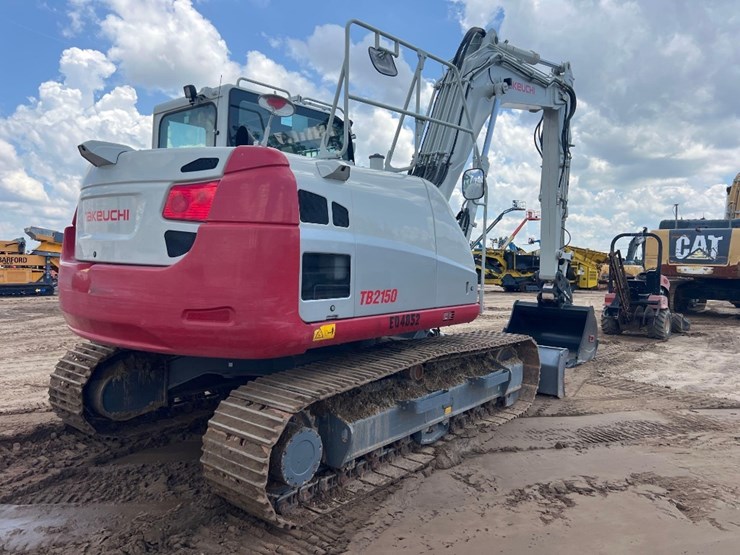 2022-takeuchi-tb2150-image-4