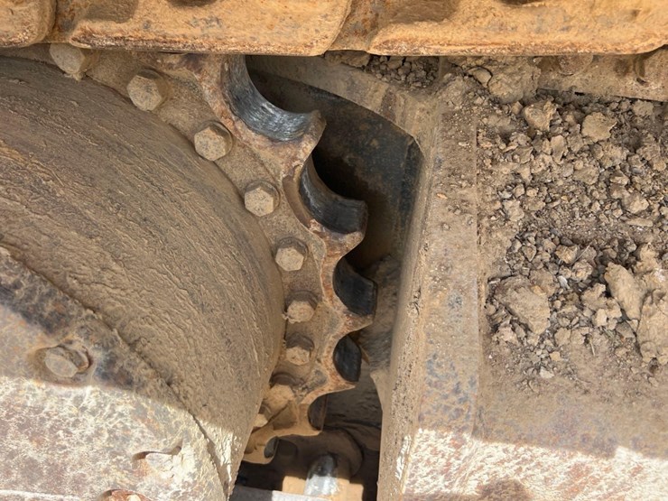 2013-komatsu-pc490-lc-10-image-31
