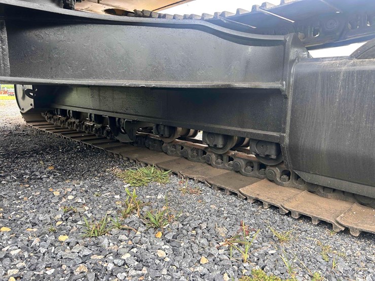 2018-caterpillar-320gc-image-34