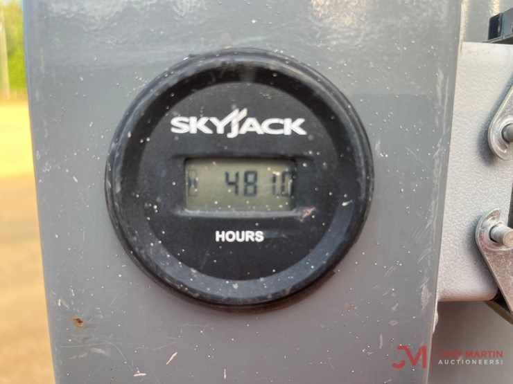 2017-skyjack-sj12-image-8
