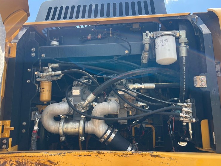 2012-deere-350g-lc-image-27