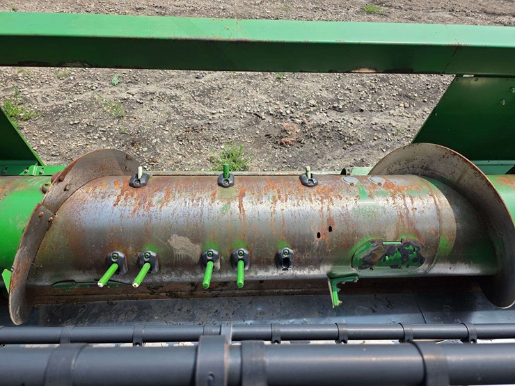 john-deere-630f-image-18