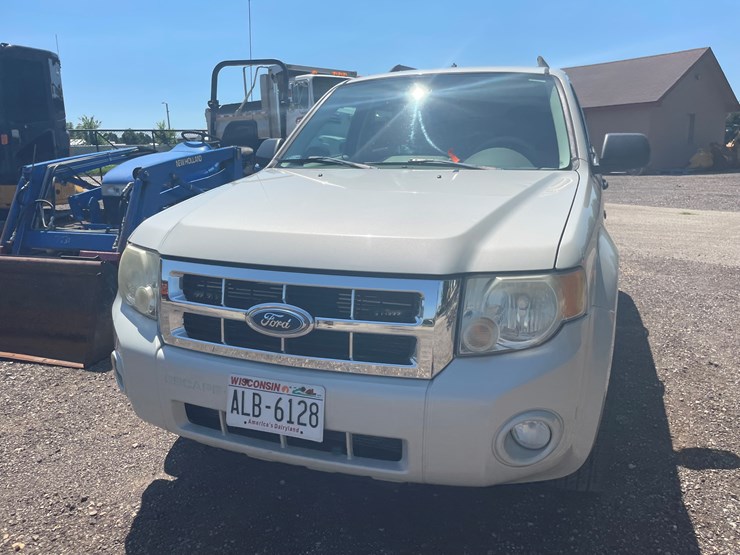 2007-ford-escape-image-2