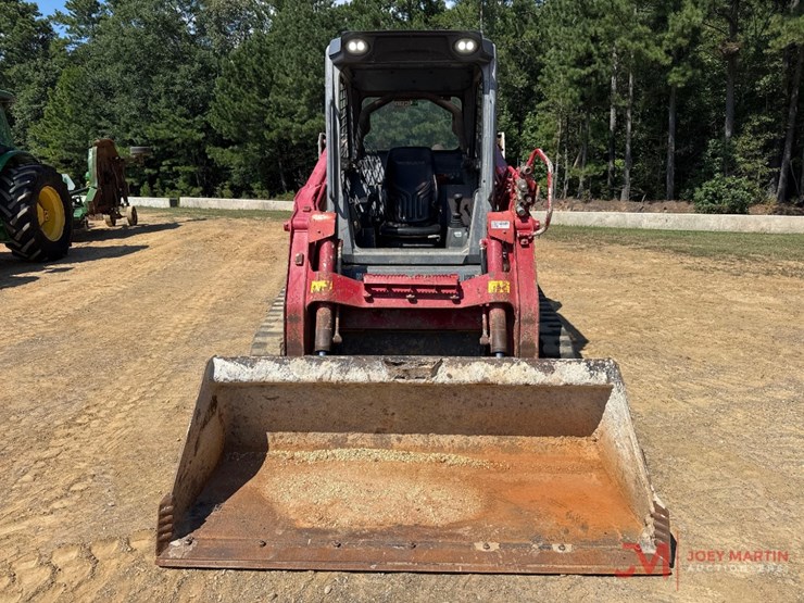 2017-takeuchi-tl12r2-image-7