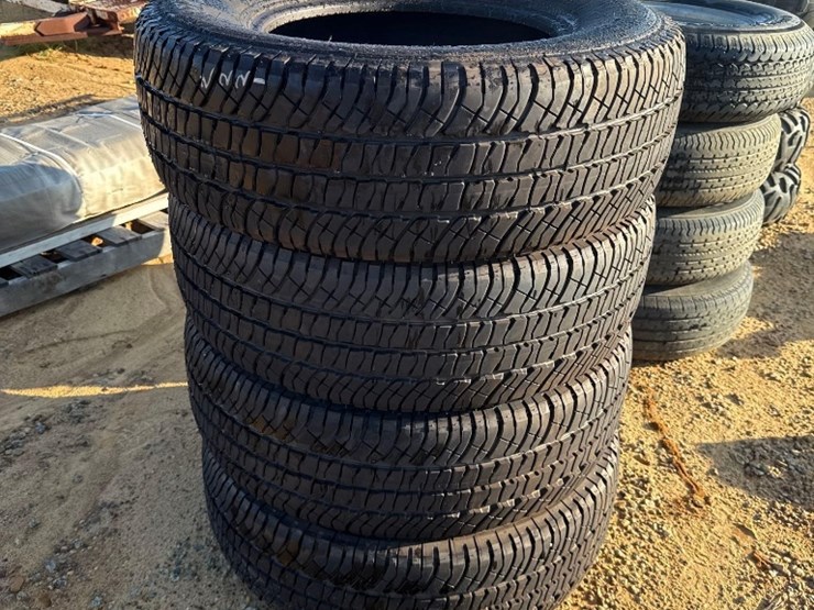 2221---4---michelin-lt-275/70-r18-tires-image-1