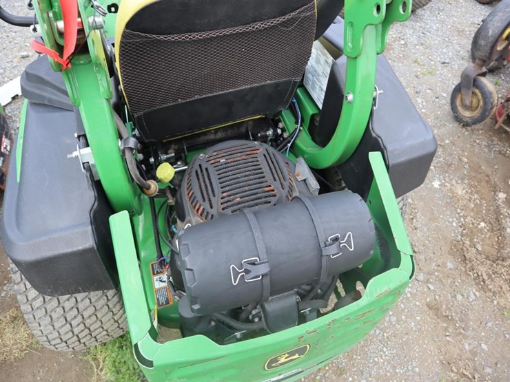 2016-john-deere-2-image-5