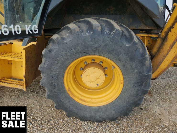 2013-deere-410k-image-25