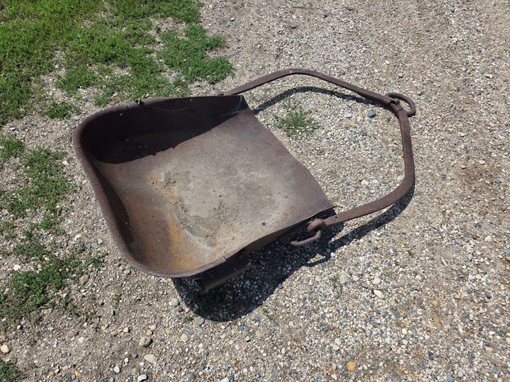 horse-drawn-dirt-mover,-solid-back-image-1