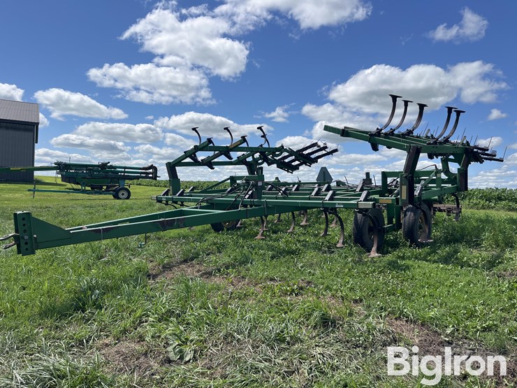 john-deere-960-image-1