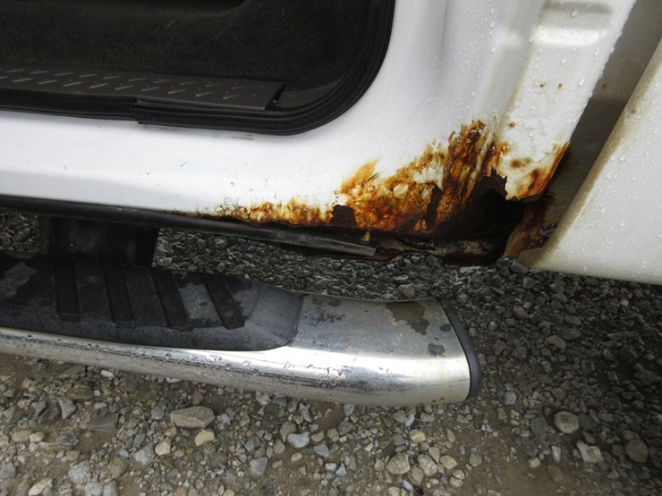 2011-ford-f150-image-21