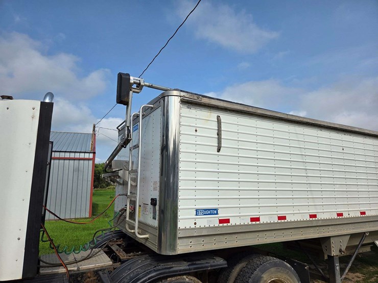 2013-stoughton-trailer-image-4