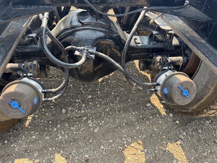 2012-kenworth-w900-image-21