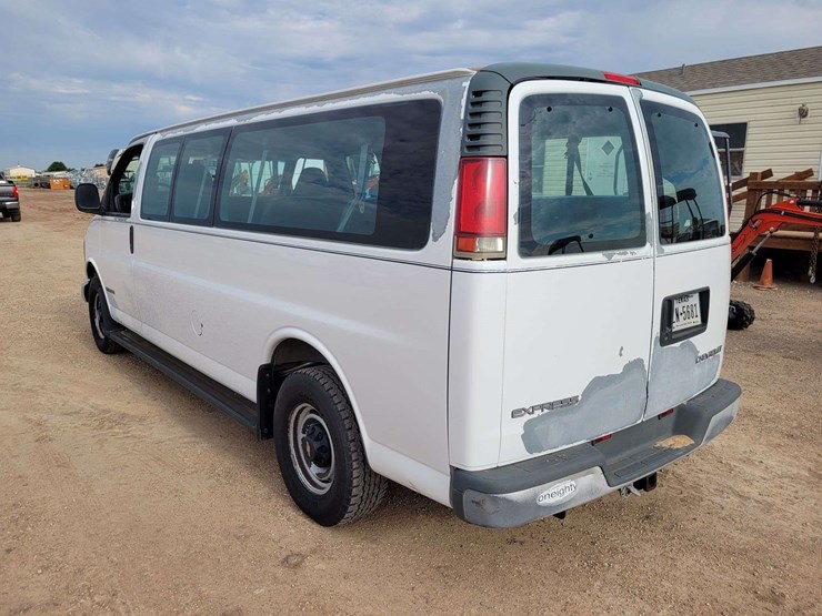 1998-chevrolet-express-3500-image-4