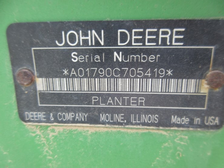 john-deere-1790-image-11