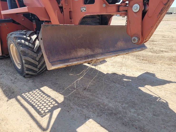 2006-ditch-witch-rt75-image-5