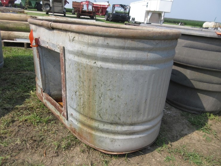 freeland-100-gal-water-trough-image-2