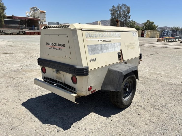 john-deere-11-image-3