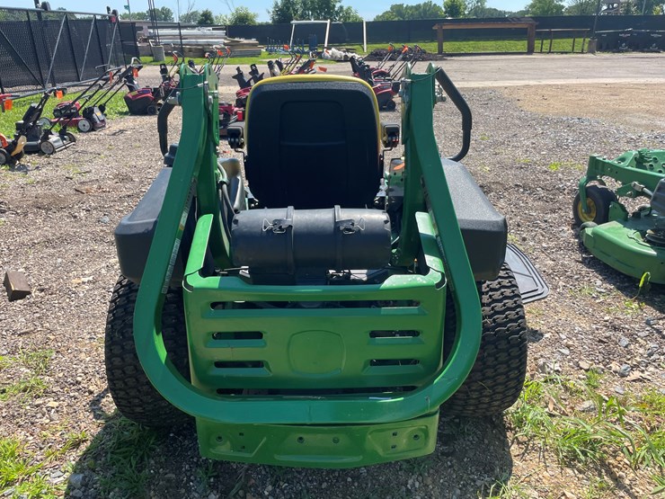 2020-john-deere-2020-image-6