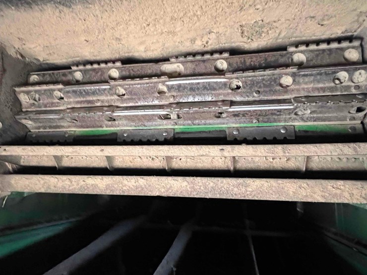 2021-john-deere-s680-image-19