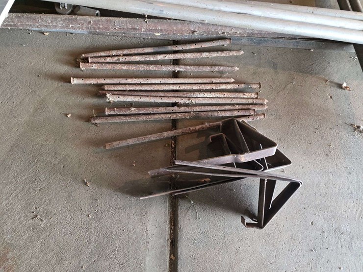 scaffolding,-cement-float-and-form-spikes-image-3