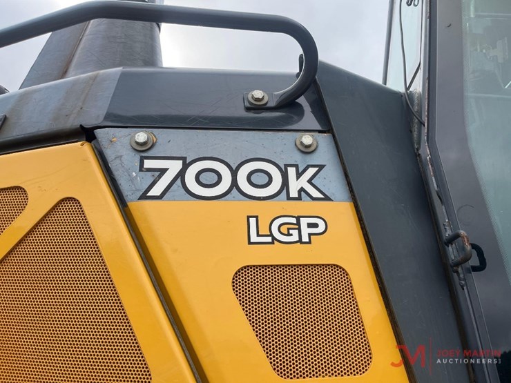 2015-deere-700k-lgp-image-8